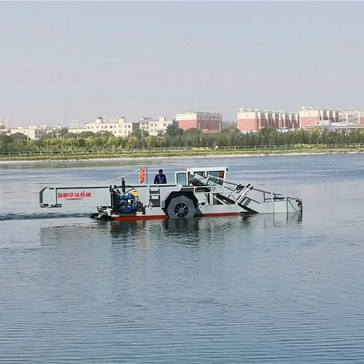 High-Efficiency Aquatic Weed and Garbage Salvage Ships